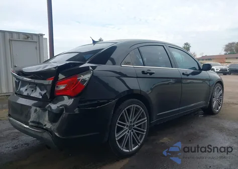 2013 Chrysler 200 Lx из США, поврежденный, VIN 1C3CCBAB7DN686065